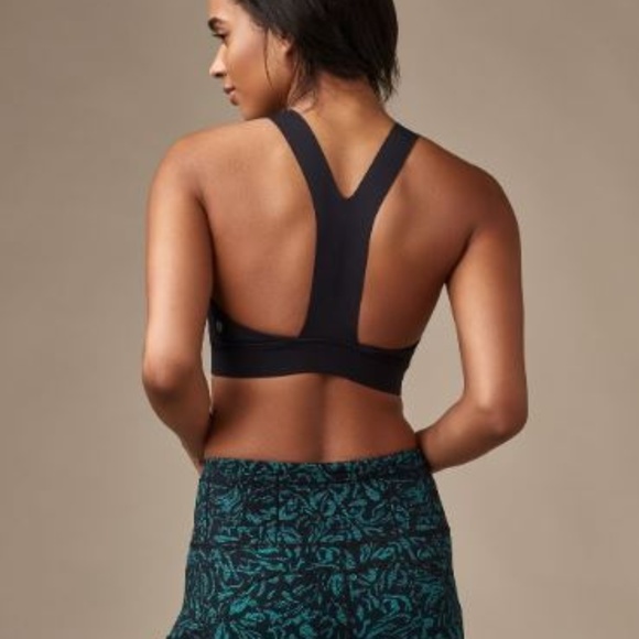 lululemon athletica Tops - Lululemon Fast & Free Bra - size 8